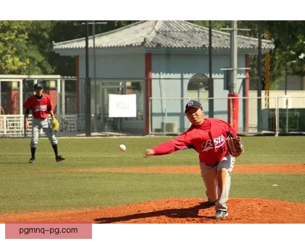 全垒打！双方在激烈角逐中演绎一场惊险胜负较量