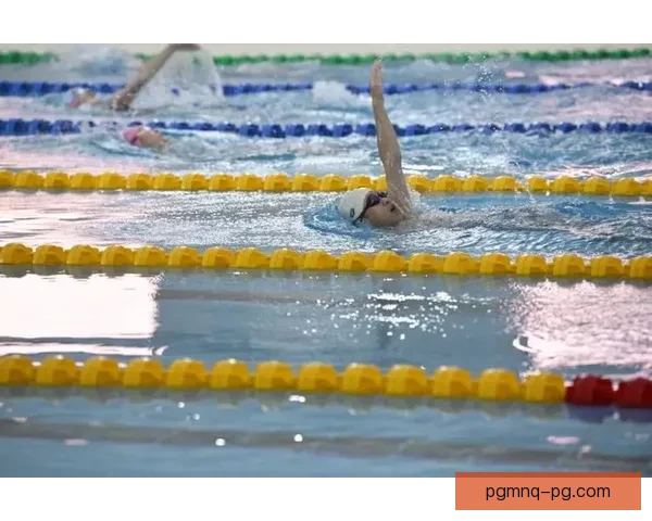 优化游泳训练:提升技巧与速度 优化游泳训练:提升技巧与速度